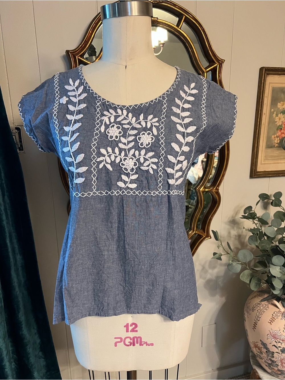 Embroidered Blue Chambray Short-Sleeve Tunic